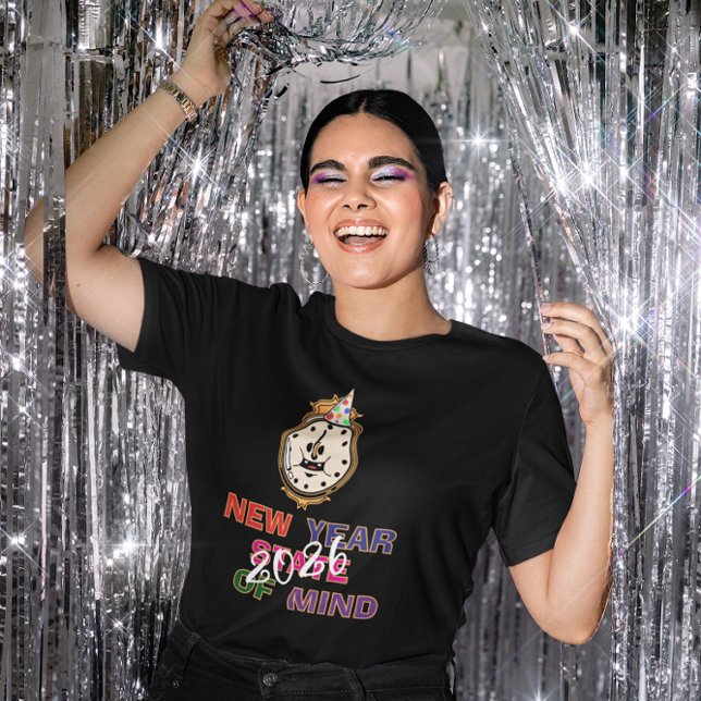 New Year State of Mind 2026 Gold Trim Clock T-Shirt (Creator Uploaded)