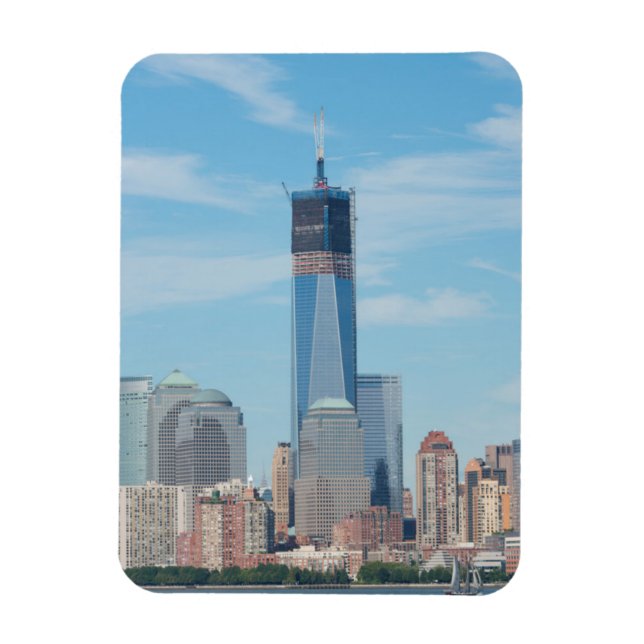 New York, New York. Manhattan City Skyline Magnet (Vertical)