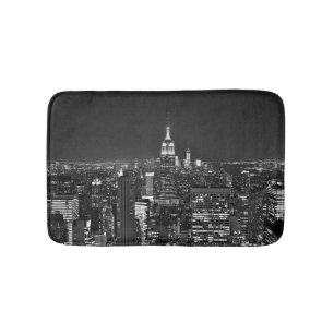New York night skyline in black and white Bath Mat