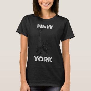 New York Statue Of Liberty Halftone Effect T-Shirt