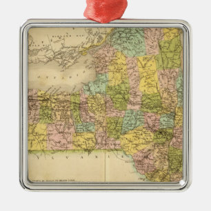 New York, US Metal Tree Decoration