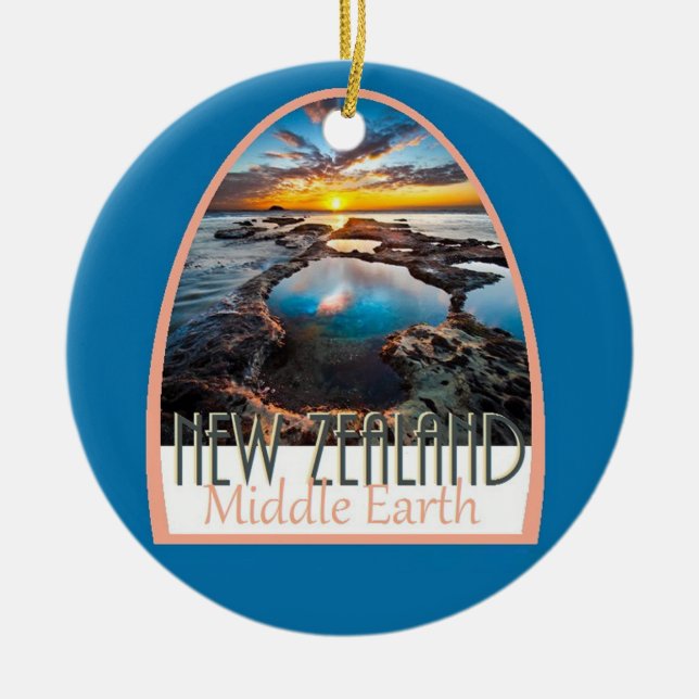 NEW ZEALAND CERAMIC TREE DECORATION (Front)