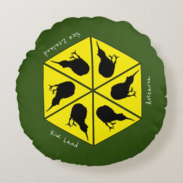 New Zealand, Kiwi Bird Aotearoa Islands Round Cushion (Front)