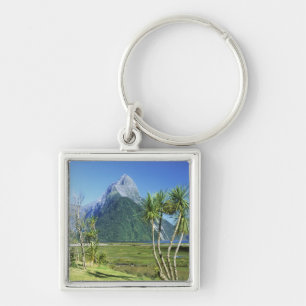 New Zealand, South Island, Mitre Peak, Key Ring
