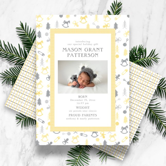 Newborn Holiday Photo Yellow Grey (Creator Uploaded)