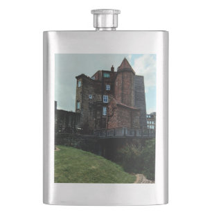 Newcastle castle hip flask