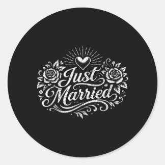 Newlywed Couple Just Married Clic Honeymoon Classic Round Sticker