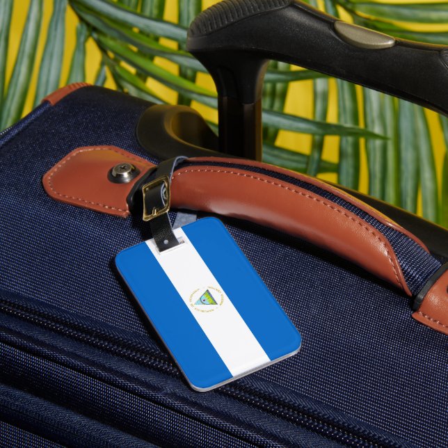 Nicaragua flag luggage tag (Front Insitu 1)