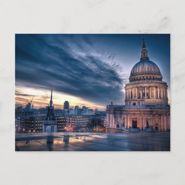 Night falls over St. Paul's Cathedral, London Postcard (Front)