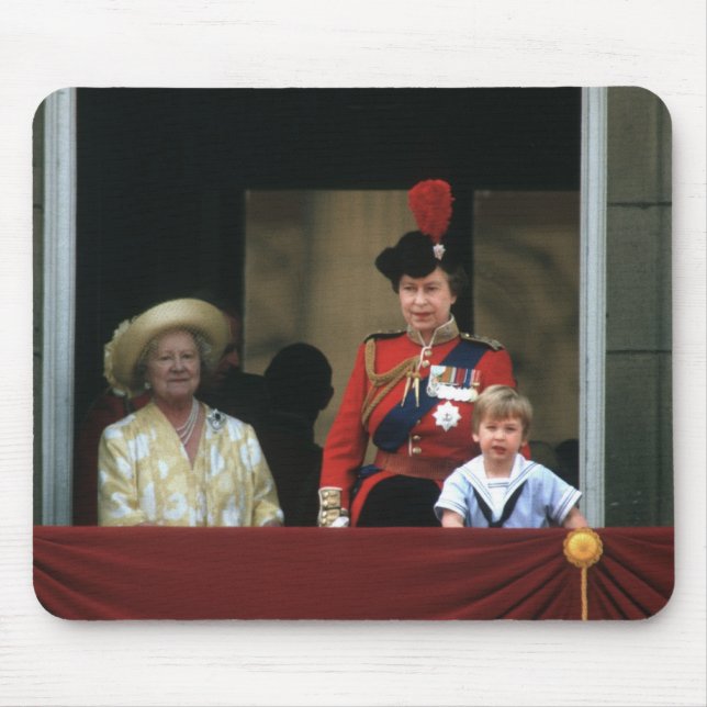No.19 Prince William Buckingham Palace 1985 Mouse Pad (Front)