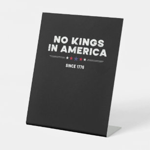 No Kings In America Doge Classic Trendy Graphic Pedestal Sign