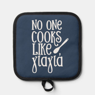No one cooks like Yiayia Greek grandmother pink Ap Pot Holder