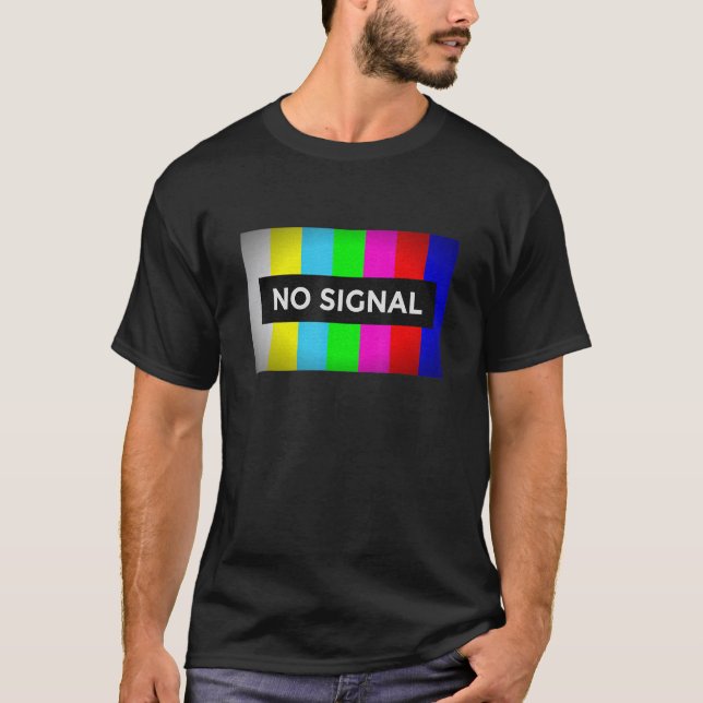 No Signal Retro Nerd Test Screen TV T-Shirt (Front)