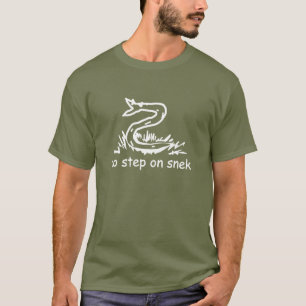 No step on snek memes Gadsden parody SnekRight T-Shirt