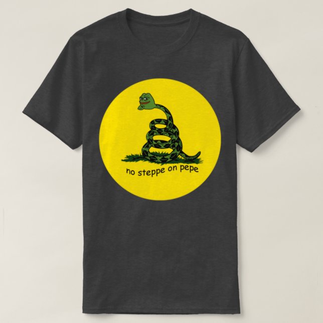 No steppe on Pepe No step on snek memes HD HIGH QU T-Shirt (Design Front)
