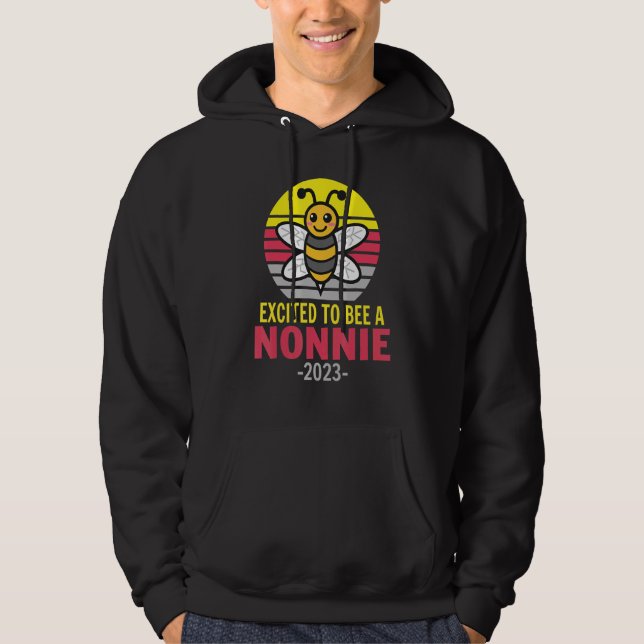 Nonnie 2023  Bee  Grandma  Excited To Be A Nonnie Hoodie (Front)