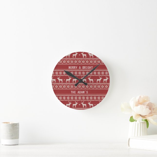 Nordic Reindeer Christmas Knit Personalized Round Clock (Home)