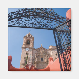 North America, Mexico, Guanajuato State. The Magnet