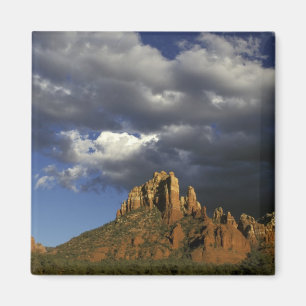 North America, United States, Arizona, Sedona. Magnet
