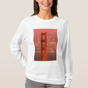 North America, USA, California, San Francisco. T-Shirt