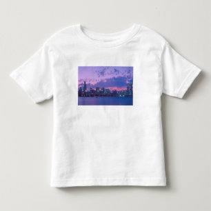 North America, USA, IL. Chicago skyline at dusk Toddler T-Shirt