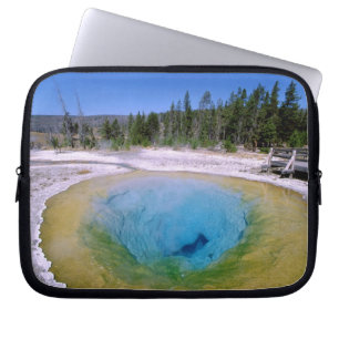 North America, USA, Wyoming, Yellowstone 2 Laptop Sleeve