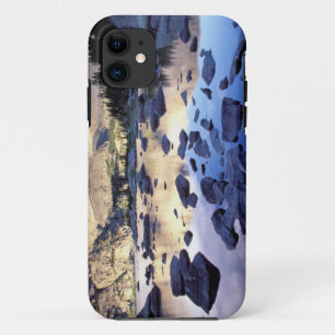 North America, USA, Wyoming, Yellowstone 3 iPhone 11 Case