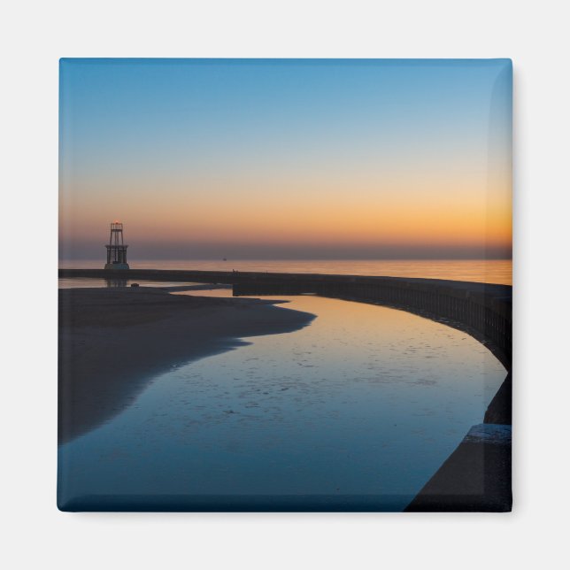 North Chicago Lighthouse Dawn Magnet (Front)