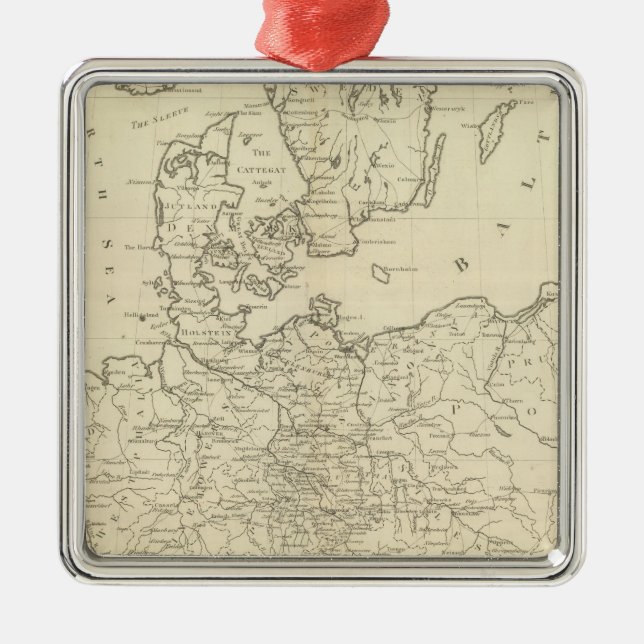 Northern Europe Metal Tree Decoration (Front)