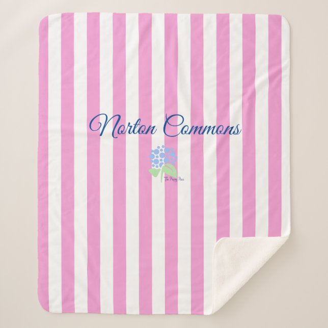 Norton Commons sherpa blanket pink stripe (Front)