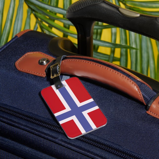 Norway flag luggage tag (Front Insitu 1)
