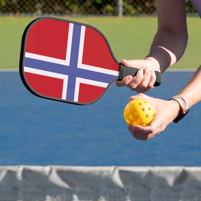 Norway flag pickleball paddle (Insitu)