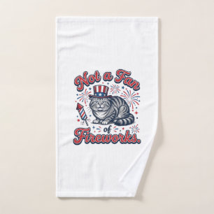 Not a Fan of Fireworks Scared Cat Shirt (2)_1 Hand Towel