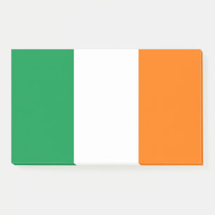 Notes with flag of Ireland