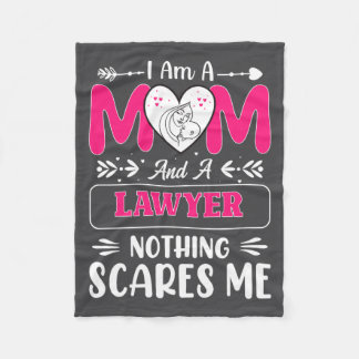 Nothing Es Me Funny Lawyer Mom Quote  Fleece Blanket