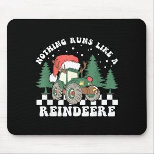 Nothing Runs Like A Reindeer Funny Christmas Famil Mouse Pad