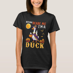 Nothing Scare Me Iu2019m A Goose Funny Halloween S T-Shirt
