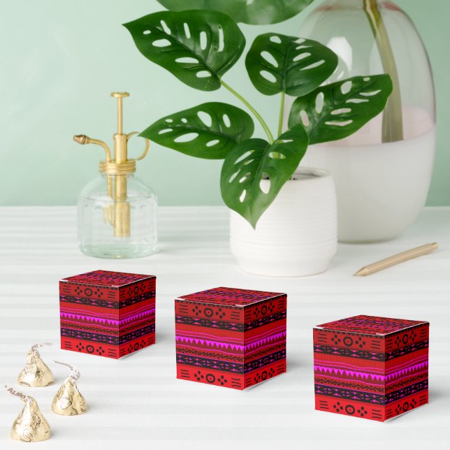 Nouveaux Uhuru Design Favour Box (Multiple)