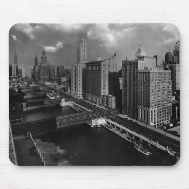 November 1939:  The city of Chicago Mouse Pad (Front)