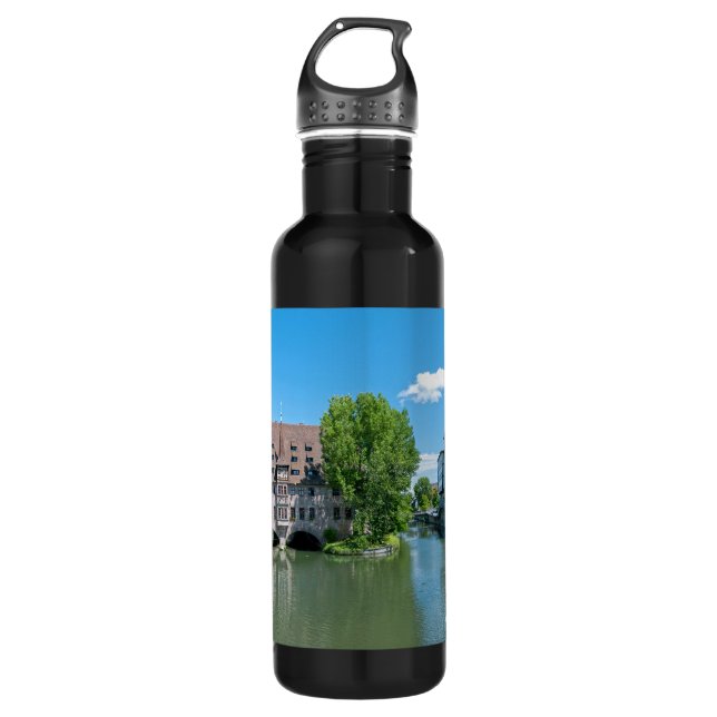 Nuremberg 710 Ml Water Bottle (Front)