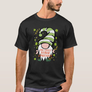 Nurse Funny St Patrick's Day Lucky Gnome Family Ma T-Shirt