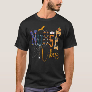 Nurse Halloween Spider Cute Health Worker Pattern T-Shirt