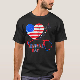 Nurse Stethoscope Heart Patriotic Memorial Day Fla T-Shirt