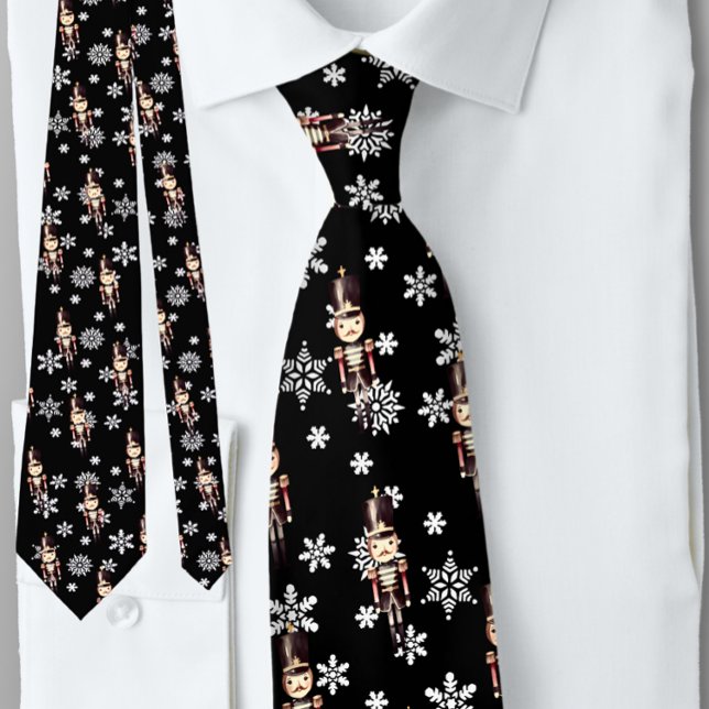  Nutcracker Soldier and Snowflakes  Tie (Creator Uploaded)