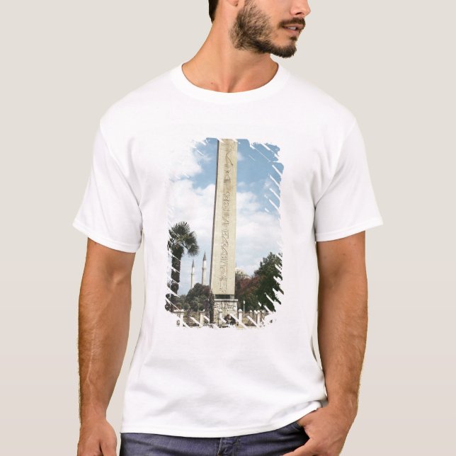 Obelisk of Theodosius I, with a Roman base T-Shirt (Front)