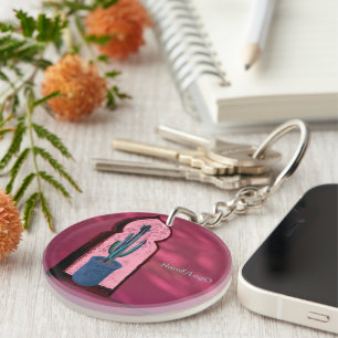 objet_21_a window with a cactus acrylic key ring