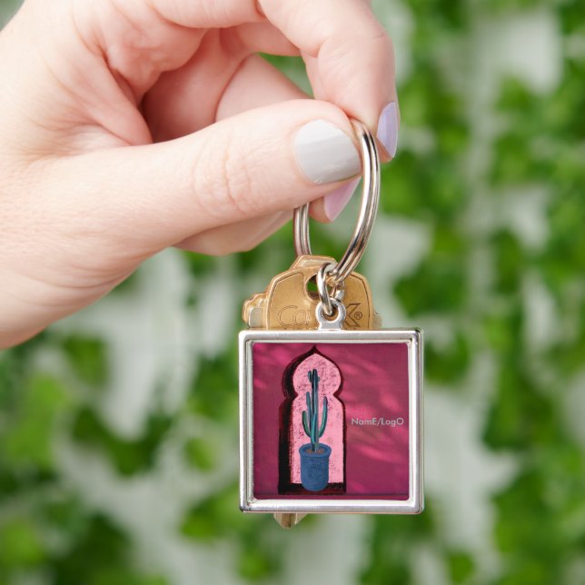 objet_21_a window with a cactus key ring (Hand)