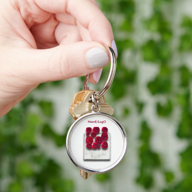 objet_4_variations on the ruby key ring (Hand)