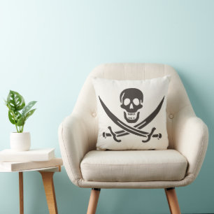 Obsidian Skull Swords Pirate flag of Calico Jack Cushion