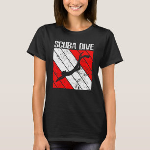 Ocean Diving Scuba Diver Down Flag Vintage Diving T-Shirt